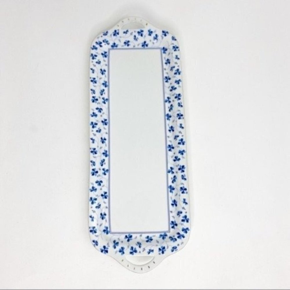 L Godinger & co Blue Belle floral entertaining bread tray 16” x 6”